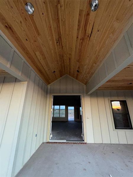 Image 20 of a home in .