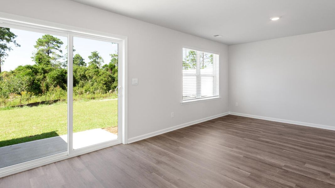 Spacious, unfurnished interior of a new home in The Landing at Sidbury Station, Castle Hayne (Image 16).