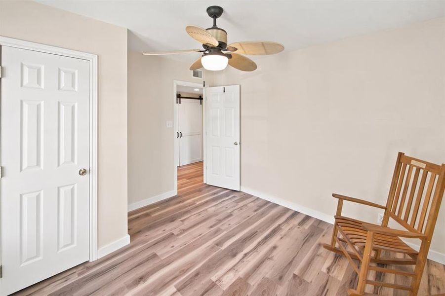 Spacious, unfurnished interior of a new home in , Whitney (Image 19).