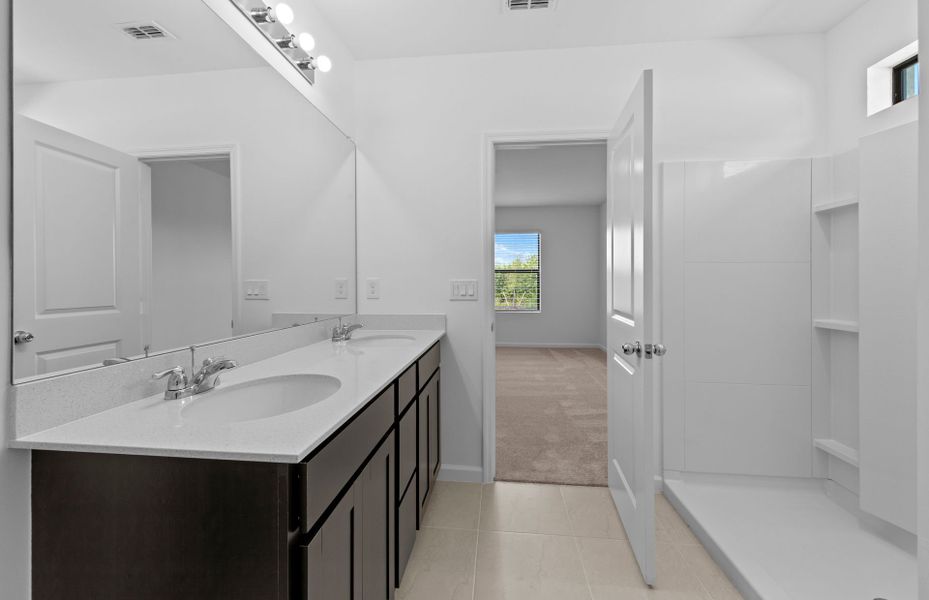 Furnished interior view inside a new home in Caloosa Cove, Labelle (Image 4). Furnished interior view inside a new home in Caloosa Cove, Labelle (Image 4).