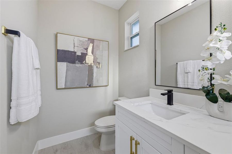 Furnished interior view inside a new home in , Tampa (Image 13).