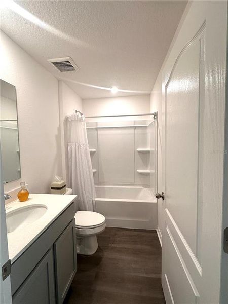 Furnished interior view inside a new home in , Citrus Springs (Image 14).