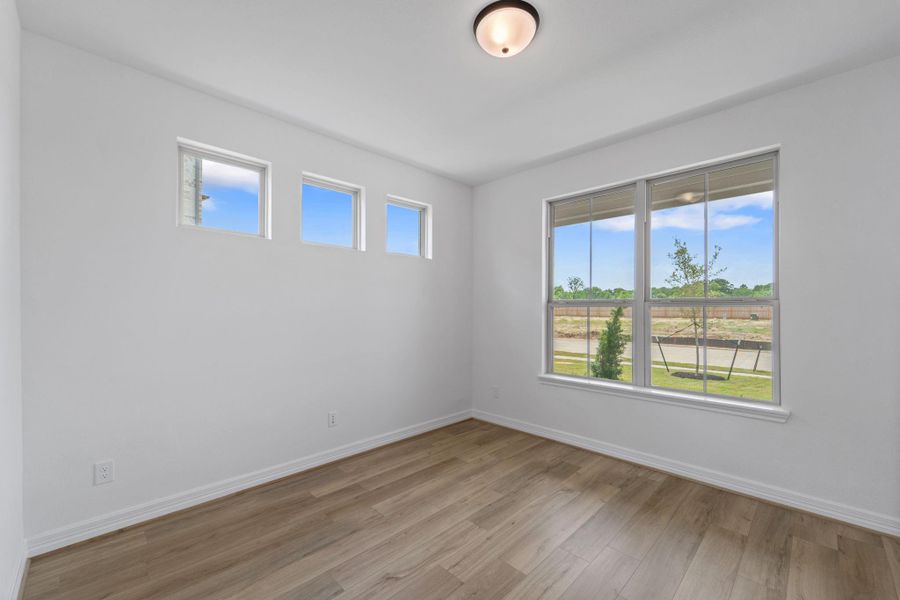 Note: Sample product photo. Actual exterior and interior selections may vary by homesite. Photo may be virtually staged