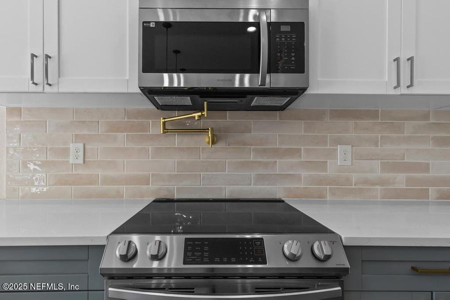 Close-up of interior finishes inside a home in , Yulee (Image 20). Close-up of interior finishes inside a home in , Yulee (Image 20).