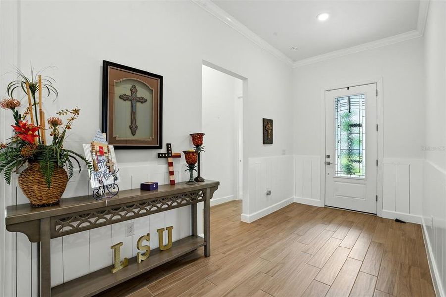 Furnished interior view inside a new home in , North Fort Myers (Image 14).