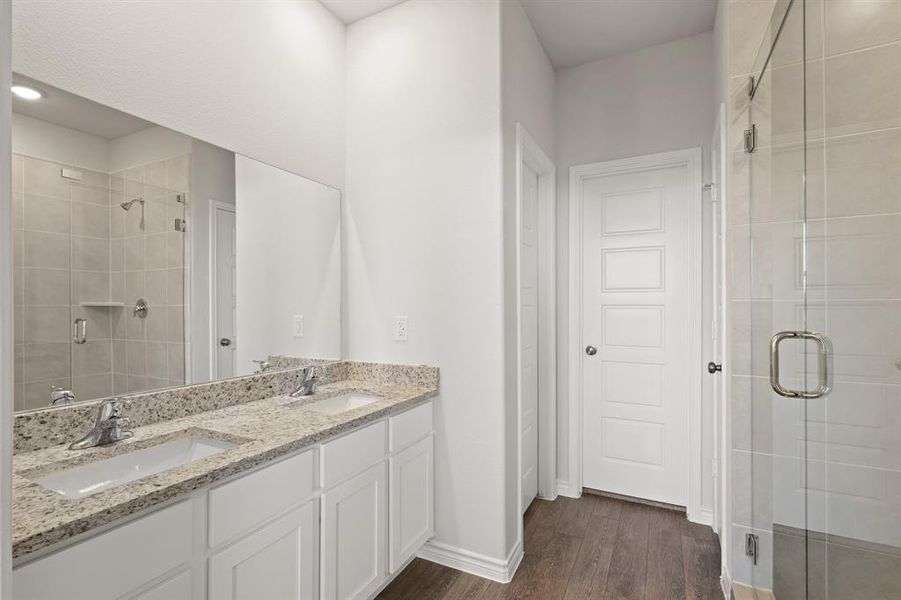 Furnished interior view inside a new home in Rocky Creek Crossing, Fort Worth (Image 7).