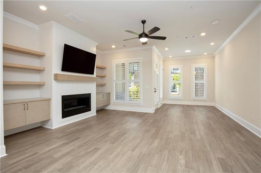 Spacious, unfurnished interior of a new home in , Alpharetta (Image 25).