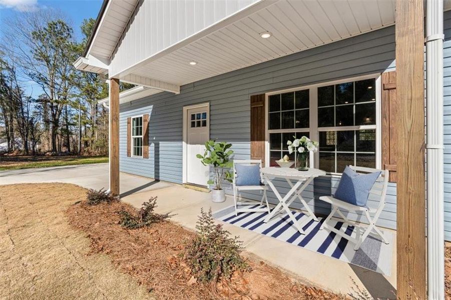 Exterior details and patio area of a home in , Rockmart (Image 28).
