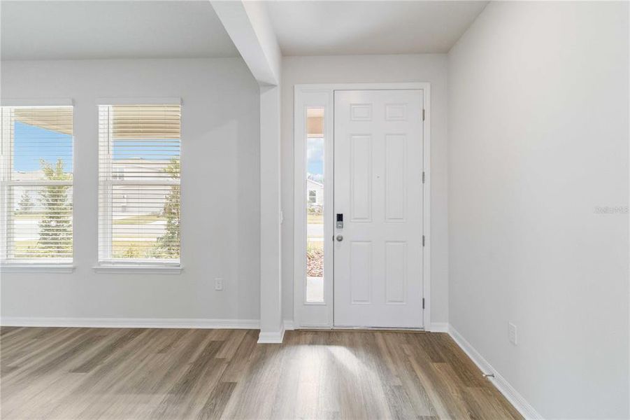 Spacious, unfurnished interior of a new home in Solera at Lakewood Ranch, Bradenton (Image 14).