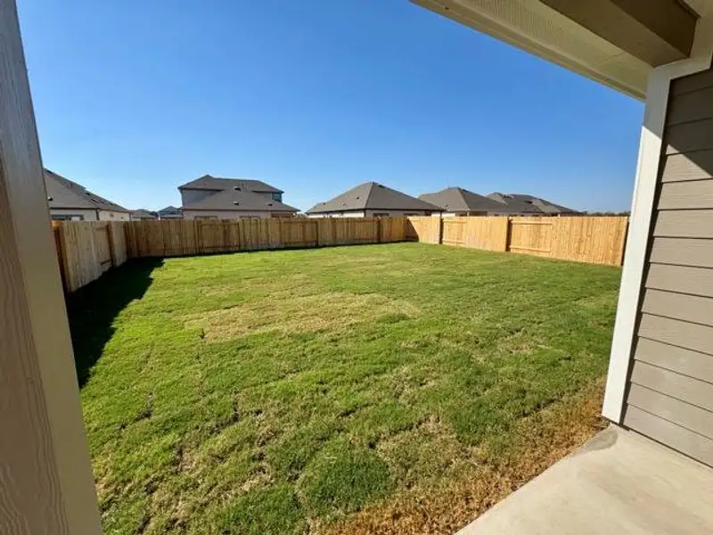 Rear Covered Patio & Private Backyard Rear Covered Patio & Private Backyard