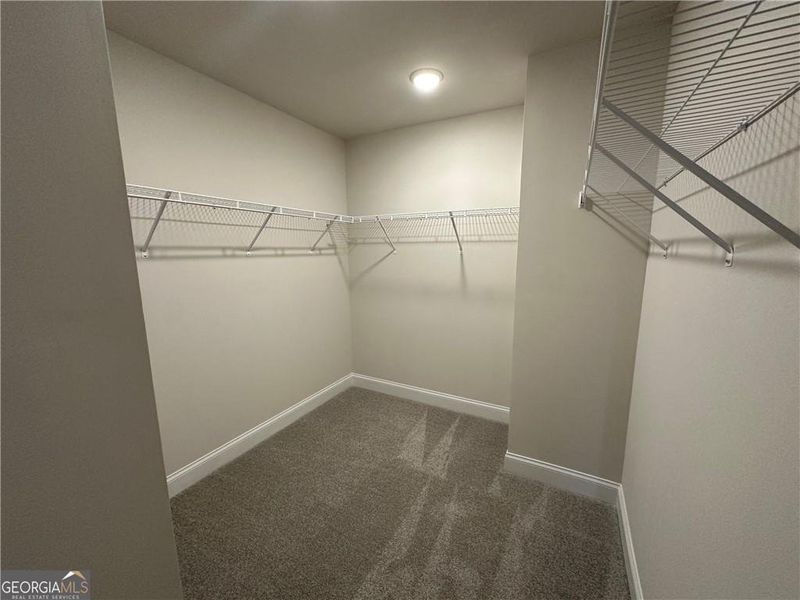 Spacious, unfurnished interior of a new home in Mulberry Summit, Flowery Branch (Image 13).