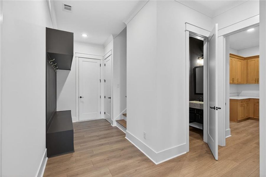 Spacious, unfurnished interior of a new home in , Dallas (Image 39).