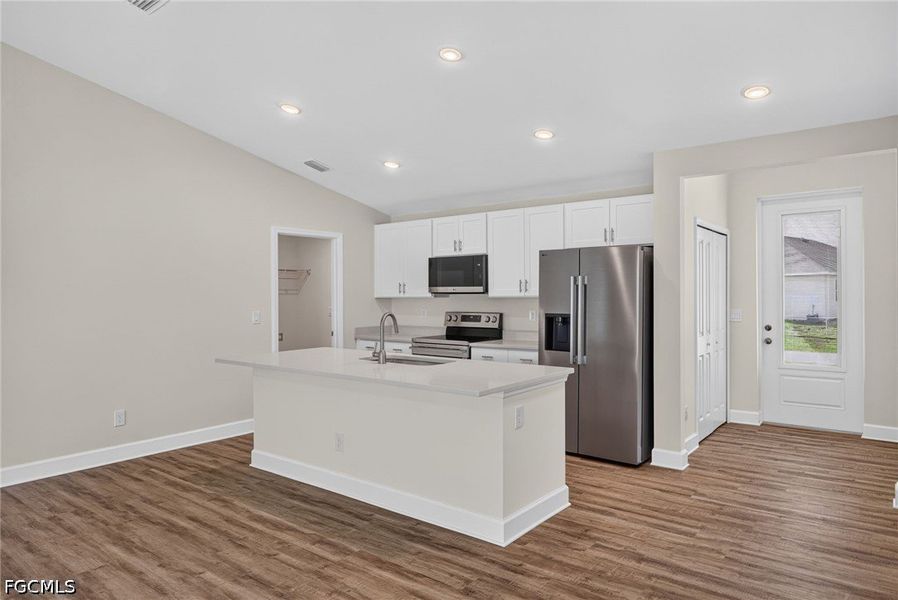 Furnished interior view inside a new home in Cape Coral, Cape Coral (Image 10).