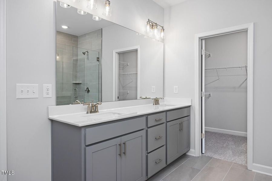 Furnished interior view inside a new home in Tobacco Road, Angier (Image 83).
