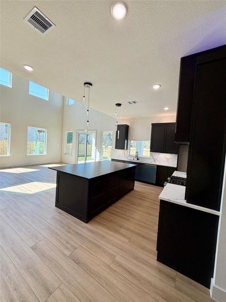 Image 28 of a home in .