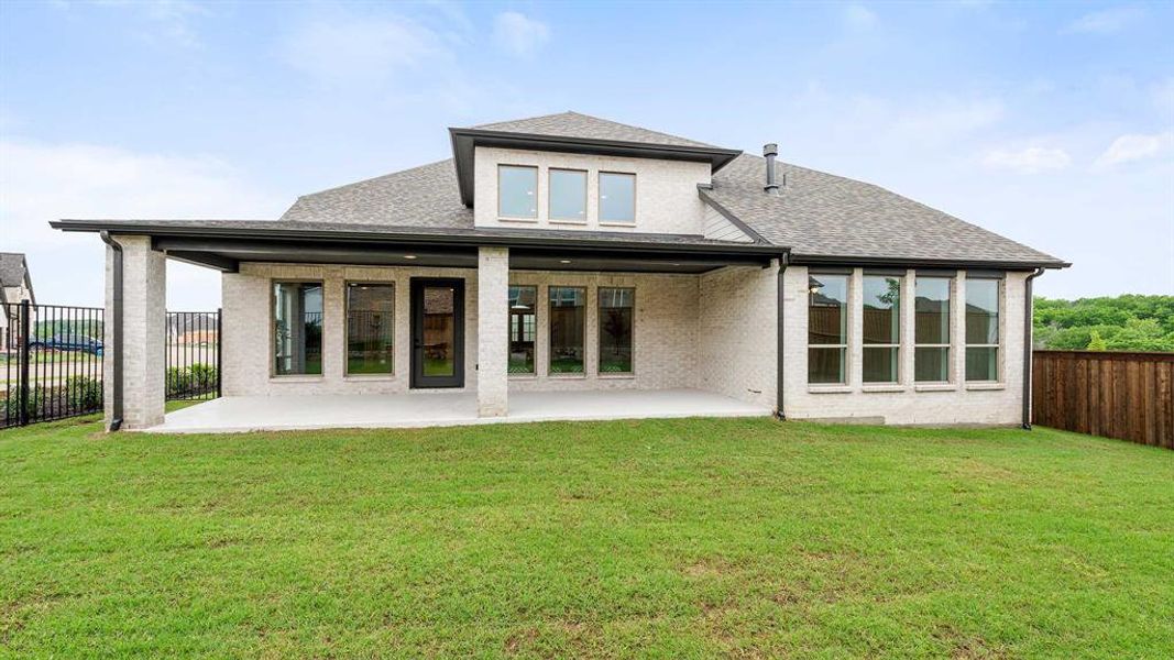 Exterior details and patio area of a home in Hillstead, Lavon (Image 2). Exterior details and patio area of a home in Hillstead, Lavon (Image 2).