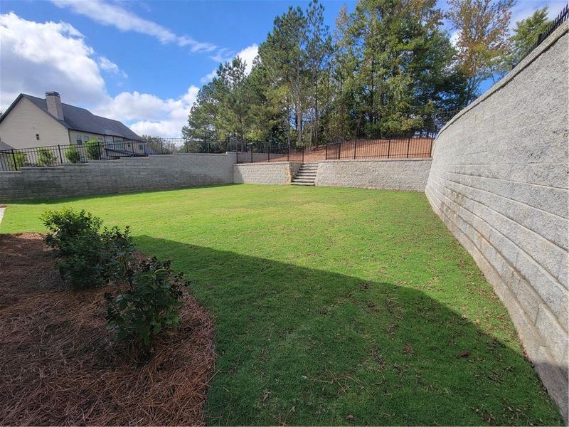 Exterior details and patio area of a home in , Jefferson (Image 4).