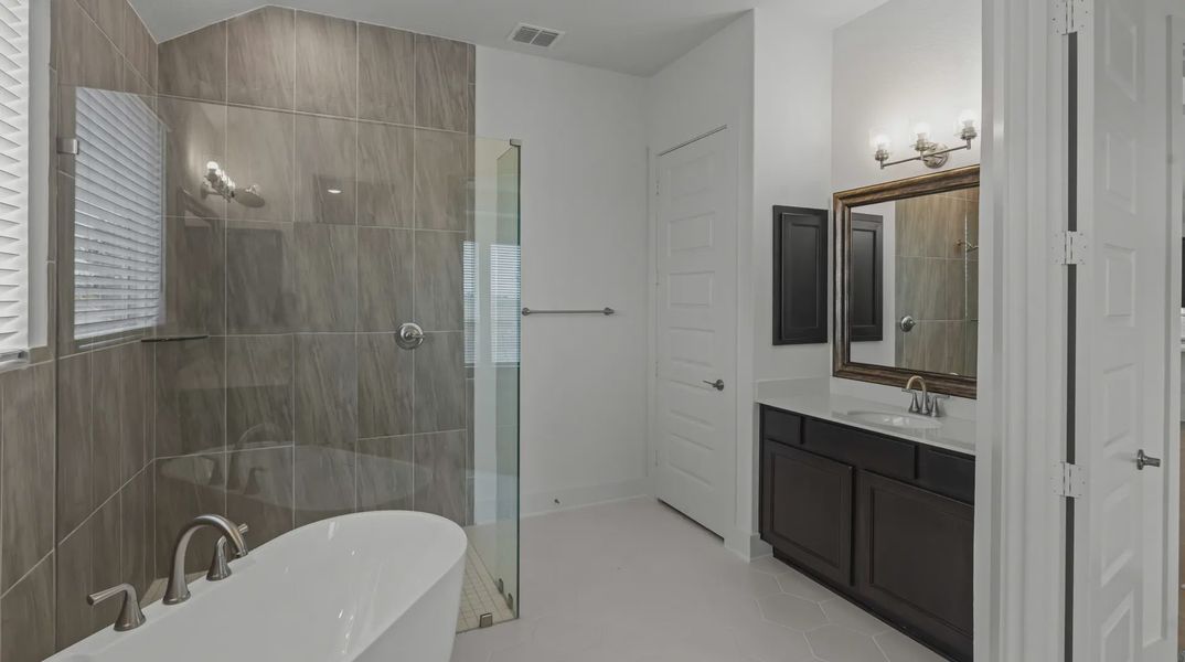 Furnished interior view inside a new home in The Reserve at Potranco Oaks, Castroville (Image 4). Furnished interior view inside a new home in The Reserve at Potranco Oaks, Castroville (Image 4).