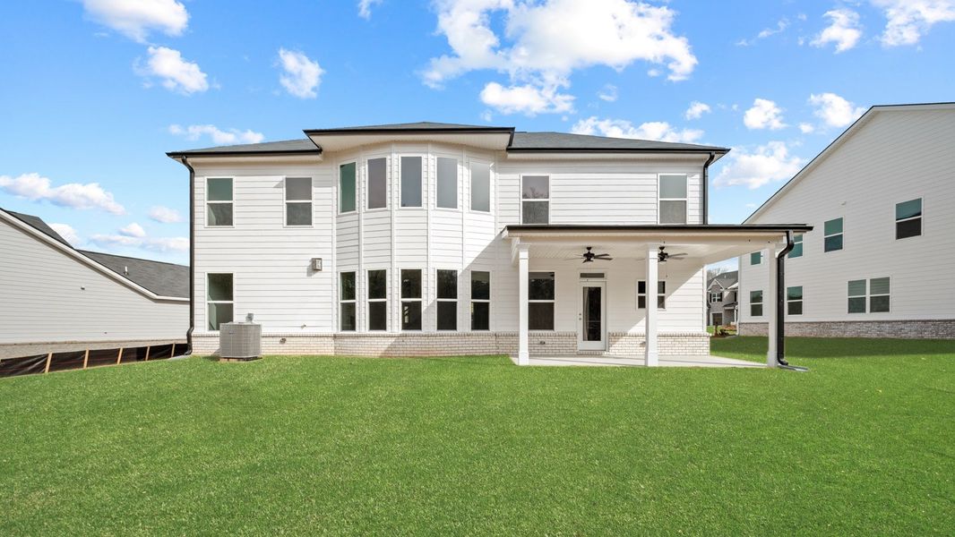 Representative exterior details of a home built from the Savannah by D.R. Horton in The Gates at Pates Creek, Hampton (Image 2).