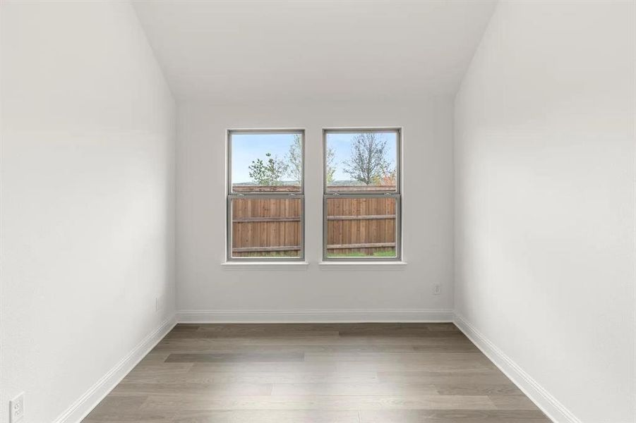 The Huntley B Home Office The Huntley B Home Office