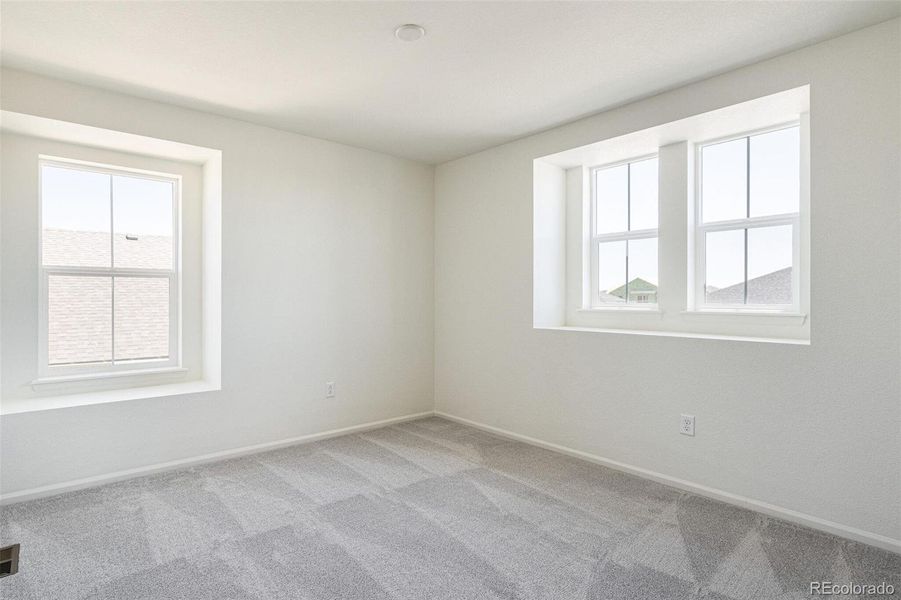 Spacious, unfurnished interior of a new home in Farmlore, Brighton (Image 30).