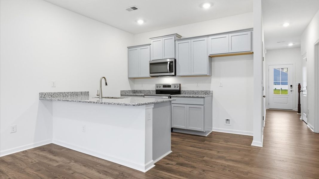 Furnished interior view inside a new home in Cherokee Crossing, Kodak (Image 4).