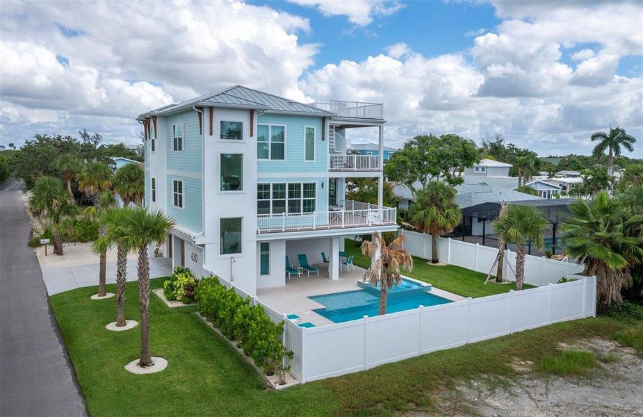 Community amenities in , Longboat Key (Image 34).