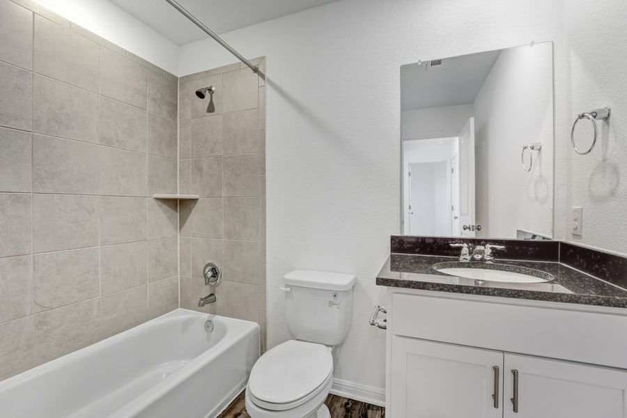 Furnished interior view inside a new home in Longview, Del Valle (Image 7).