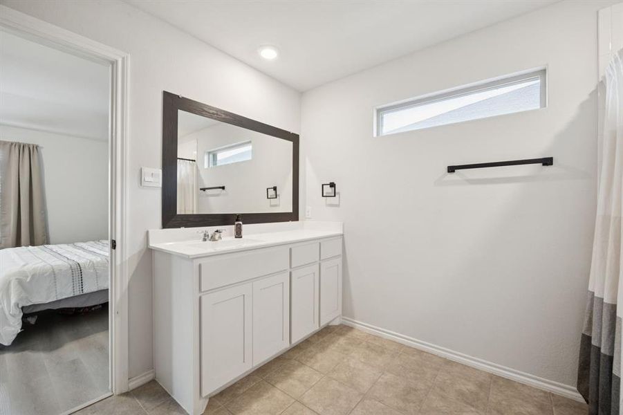 Furnished interior view inside a new home in , Fort Worth (Image 14).