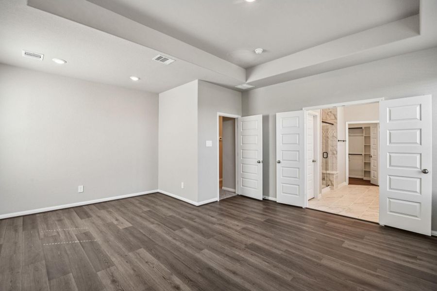 Spacious, unfurnished interior of a new home in Spring Brook Village - Luxe Series, Houston (Image 28).