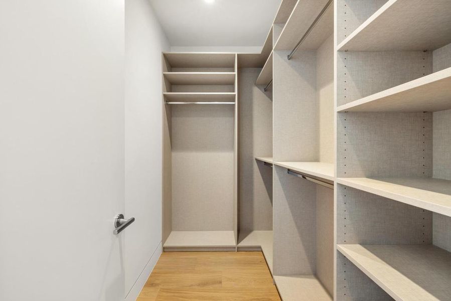 Guest Bedroom Closet