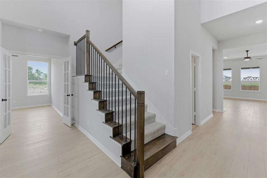 Spacious, unfurnished interior of a new home in Cedar Ridge Estates, Anna (Image 18).