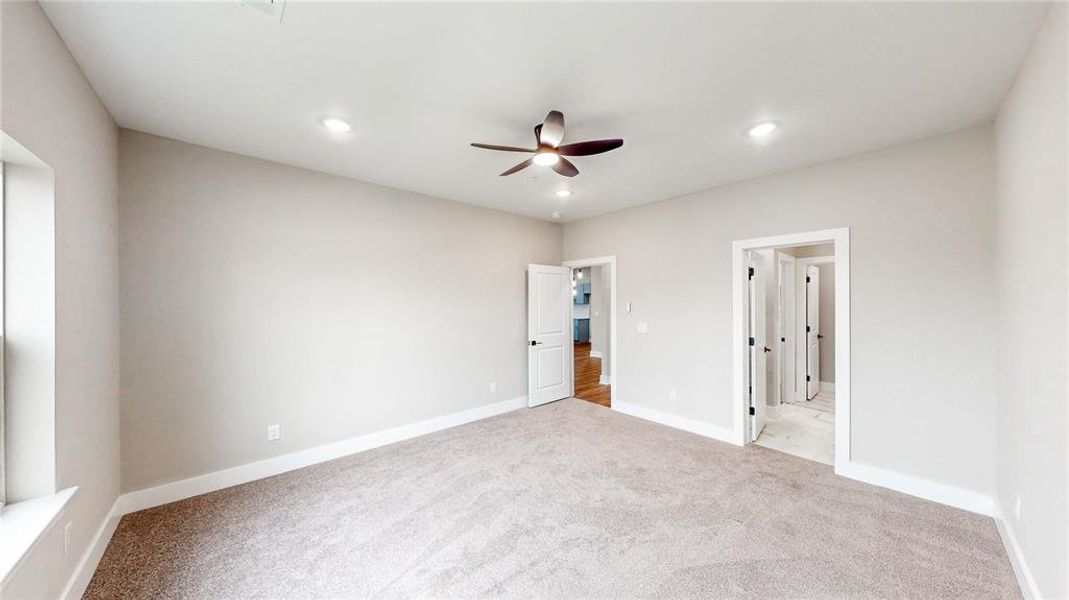 Spacious, unfurnished interior of a new home in , Denton (Image 23). Spacious, unfurnished interior of a new home in , Denton (Image 23).