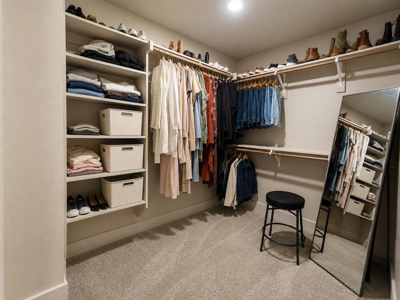 Furnished interior view inside a new home in , Dallas (Image 8).