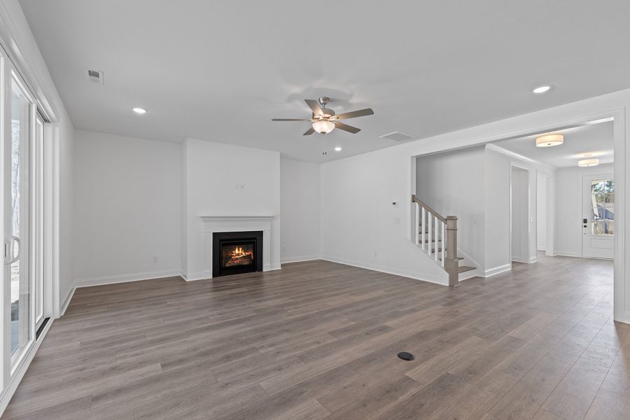 Representative unfurnished interior of a home built from the The Hampton by RobuckHomes in Baylee Ridge, Selma (Image 96). Representative unfurnished interior of a home built from the The Hampton by RobuckHomes in Baylee Ridge, Selma (Image 96).