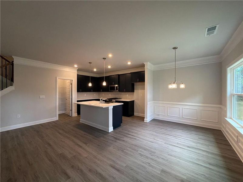 Spacious, unfurnished interior of a new home in Tuscany Hills, Douglasville (Image 25).