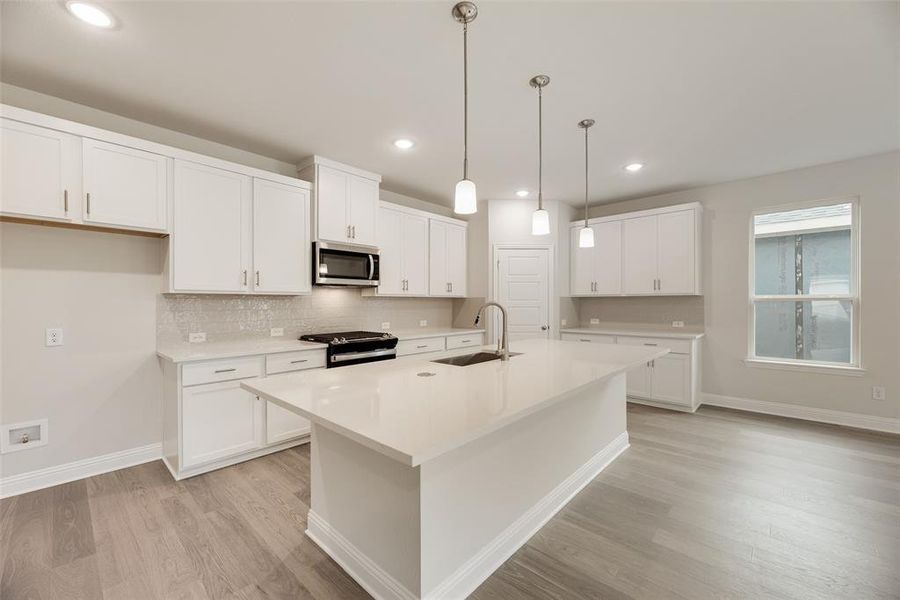 Furnished interior view inside a new home in Creekside of Crowley, Crowley (Image 12).