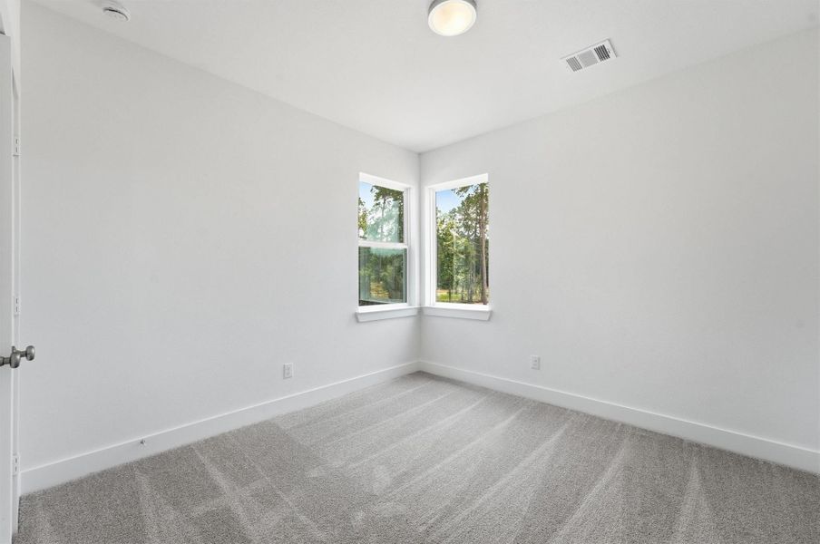 Spacious, unfurnished interior of a new home in , Montgomery (Image 13).