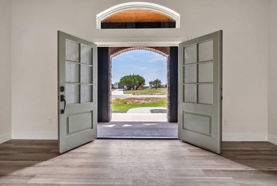 Spacious, unfurnished interior of a new home in , Rio Vista (Image 25).