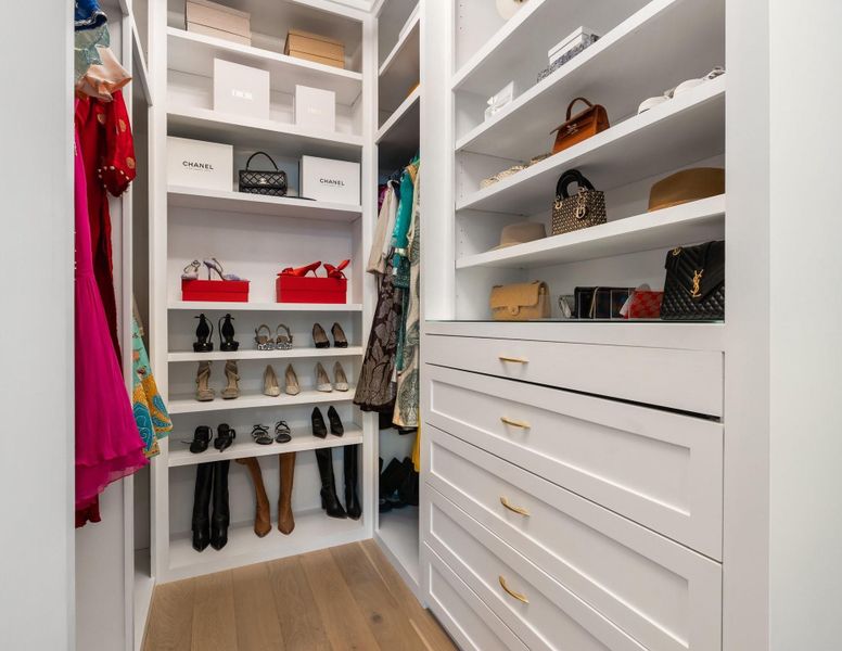 Furnished interior view inside a new home in , Houston (Image 20). Furnished interior view inside a new home in , Houston (Image 20).