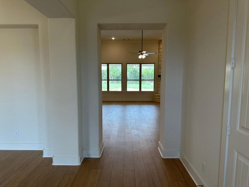 Spacious, unfurnished interior of a new home in Fannin Ranch, Leonard (Image 13).