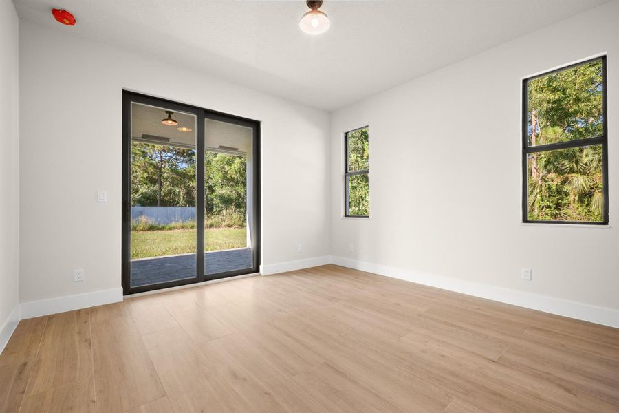 Spacious, unfurnished interior of a new home in , Port St. Lucie (Image 50).