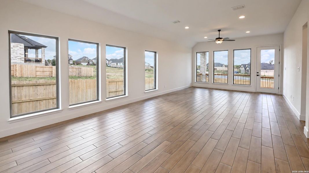 Spacious, unfurnished interior of a new home in Homestead, Schertz (Image 23). Spacious, unfurnished interior of a new home in Homestead, Schertz (Image 23).