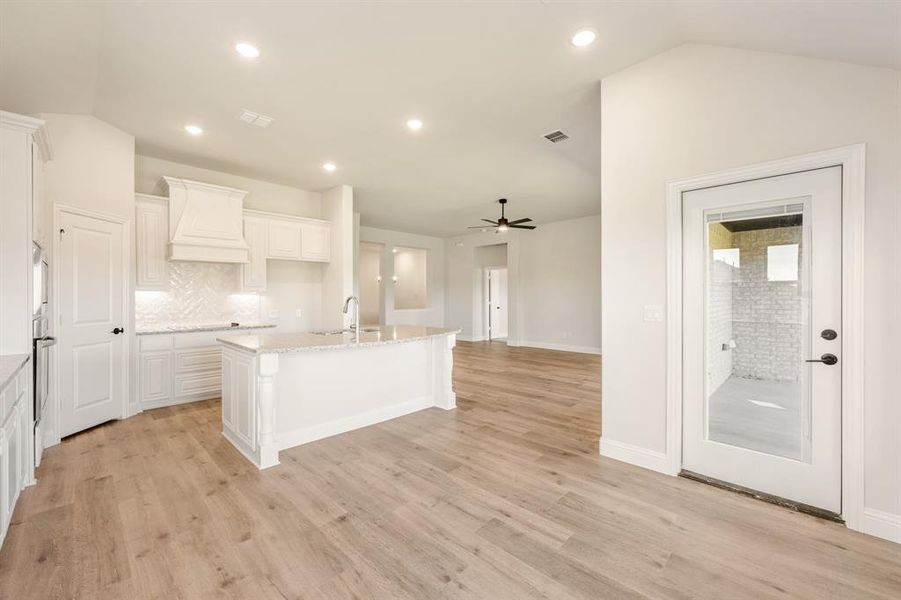 Spacious, unfurnished interior of a new home in The Retreat at North Grove 60, Waxahachie (Image 24). Spacious, unfurnished interior of a new home in The Retreat at North Grove 60, Waxahachie (Image 24).