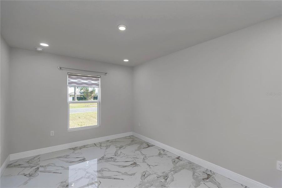 Spacious, unfurnished interior of a new home in Diamond Ridge, Belleview (Image 28).