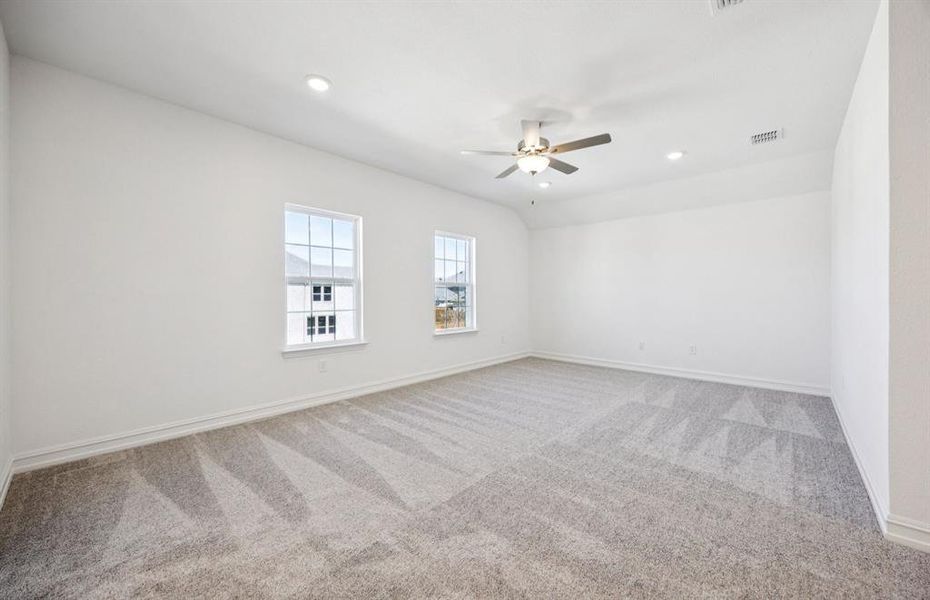 Spacious game room on second level