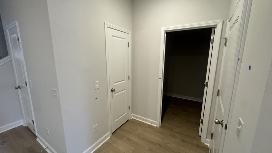 Spacious, unfurnished interior of a new home in Watson Hill, Summerville (Image 32).