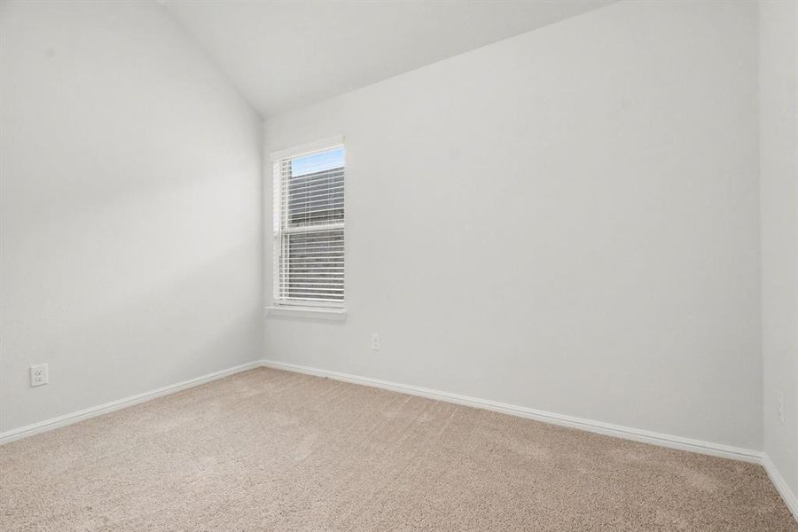 Spacious, unfurnished interior of a new home in Stratton Place, Greenville (Image 29).