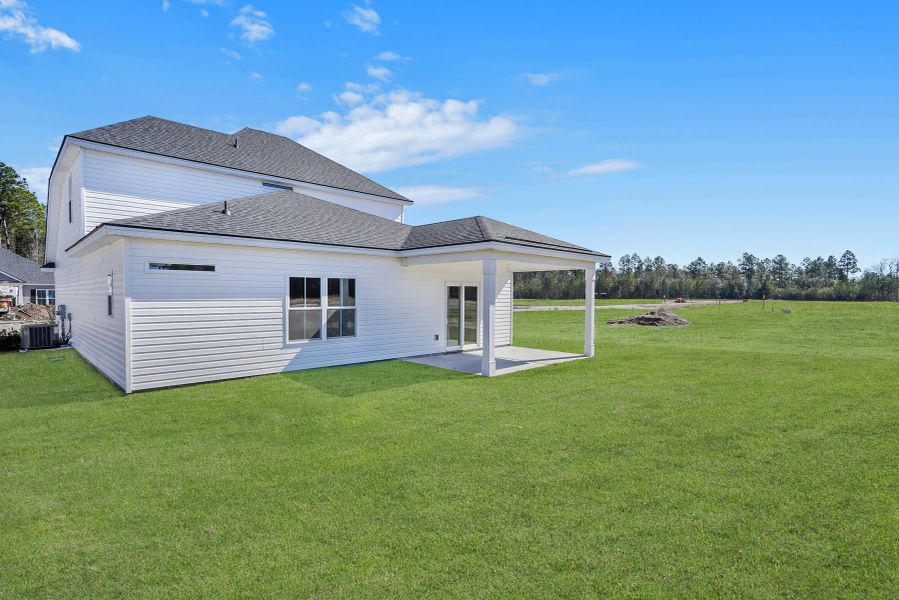 Representative exterior details of a home built from the Sherwood by Ernest Homes in Wexford, Richmond Hill (Image 4).