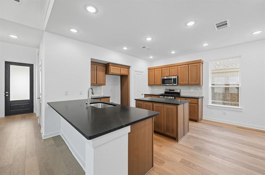 Furnished interior view inside a new home in Talia, Mesquite (Image 10).